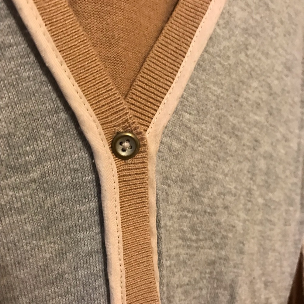 Cardigan sweater